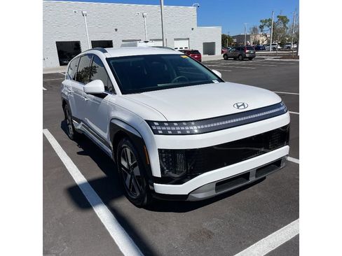 Used 2026 Hyundai Ioniq 9 SEL image 4