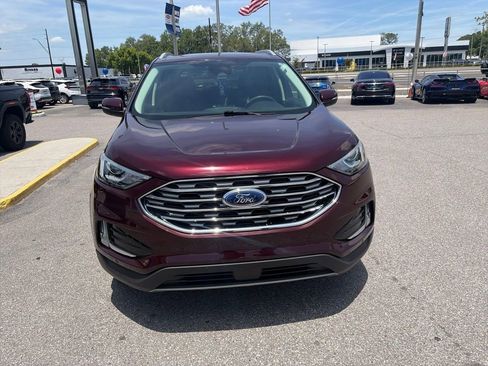 Used 2021 Ford Edge Titanium FWD image 2