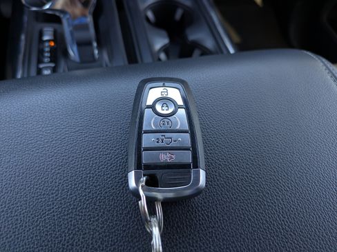 Used 2022 Ford F150 XLT w/ Equipment Group 302A High image 30