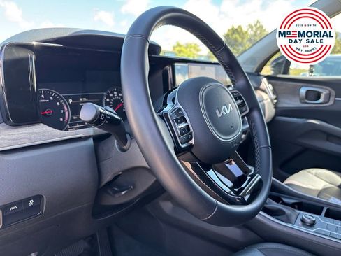 Certified 2023 Kia Sorento S w/ Panoramic Sunroof Package AWD/4WD image 7