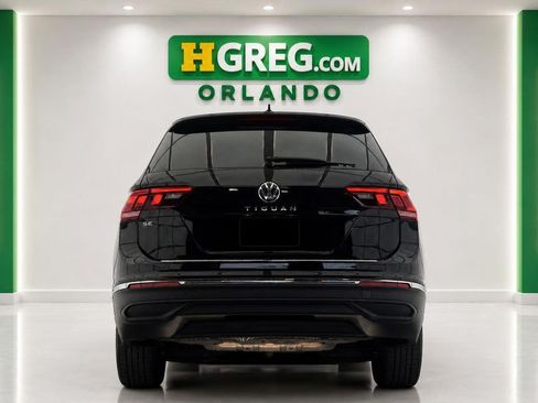 Used 2022 Volkswagen Tiguan SE FWD image 8