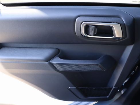 New 2025 Ford Bronco Outer Banks image 17