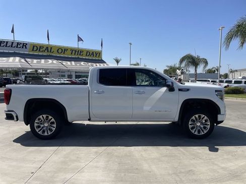 Used 2024 GMC Sierra 1500 Denali w/ Technology Package AWD/4WD image 9