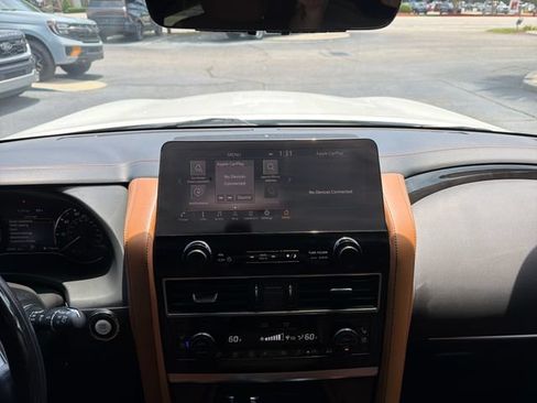 Used 2024 INFINITI QX80 Sensory AWD/4WD image 22