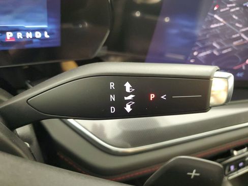 New 2026 Chevrolet Suburban RST image 22