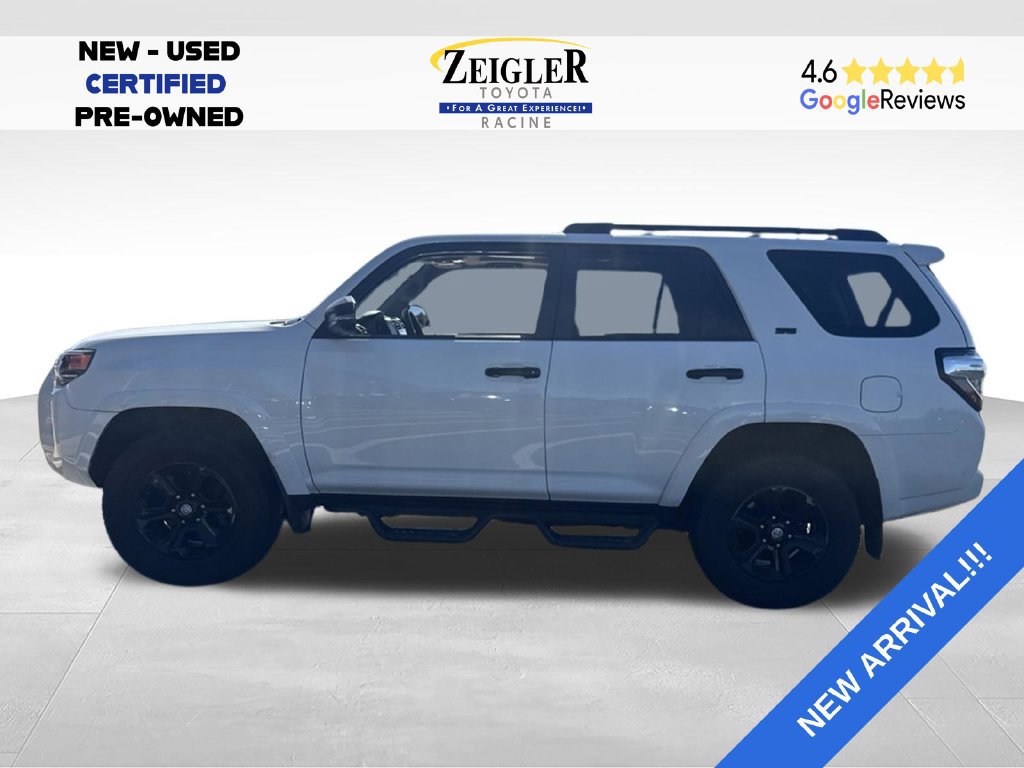 Used 2021 Toyota 4Runner SR5 Premium w/ Moonroof Package AWD/4WD image 4