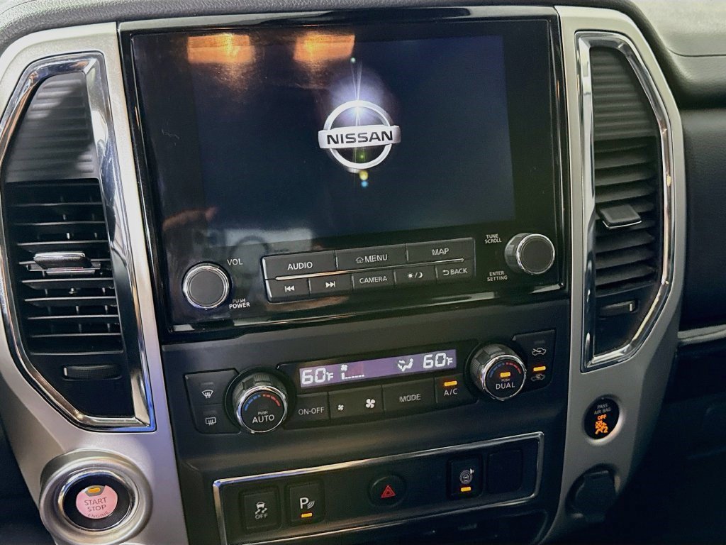 Used 2021 Nissan Titan SV w/ SV Convenience Package AWD/4WD image 17