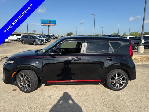 Used 2021 Kia Soul GT-Line FWD image 3