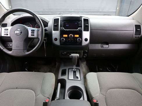 Used 2015 Nissan Frontier SV w/ SV Value Truck Package image 15