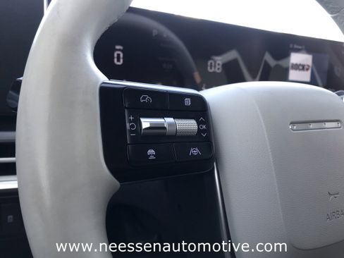 Used 2024 Hyundai Santa Fe SE image 41