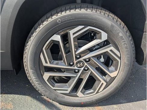 New 2026 Hyundai Tucson Limited image 27