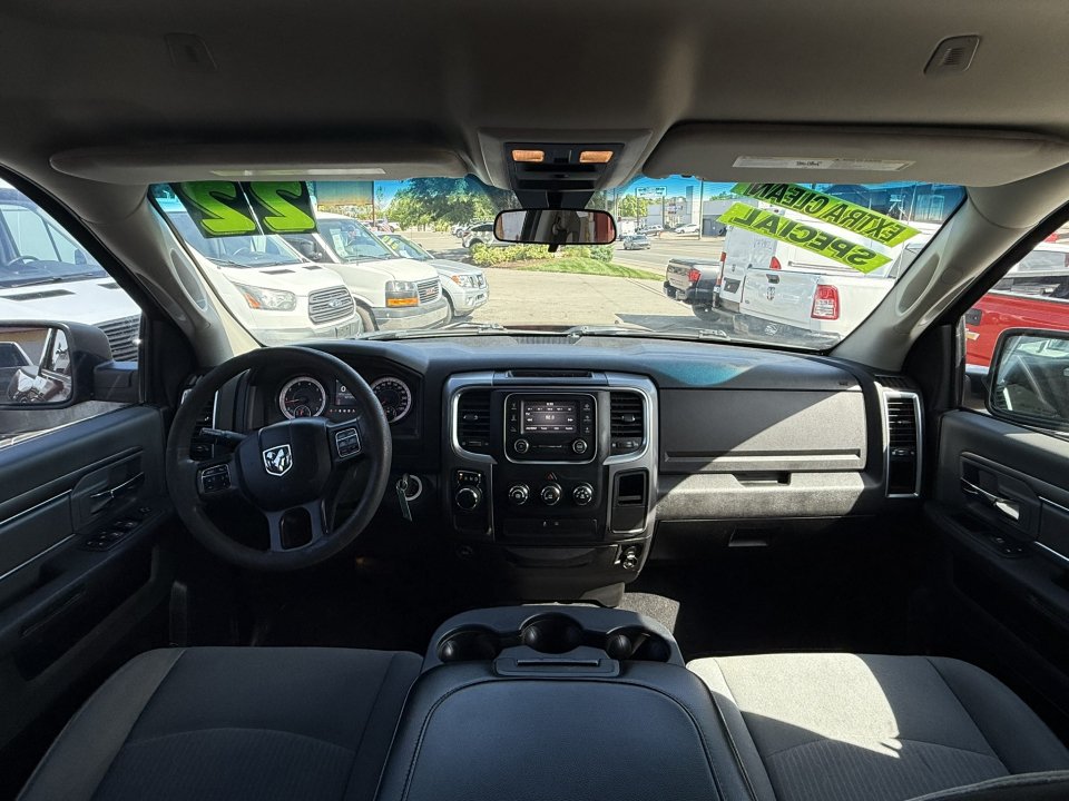 Used 2022 RAM 1500 Classic SLT RWD image 17