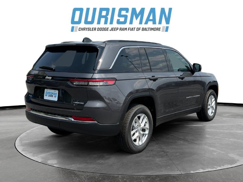 New 2026 Jeep Grand Cherokee Laredo X AWD/4WD image 6