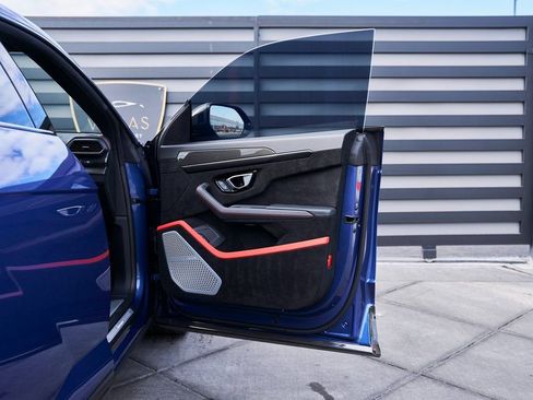 Used 2024 Lamborghini Urus Performante image 31