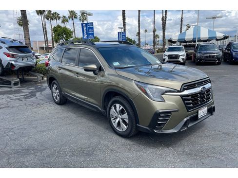 Used 2023 Subaru Ascent Premium w/ Convenience Package AWD/4WD image 8
