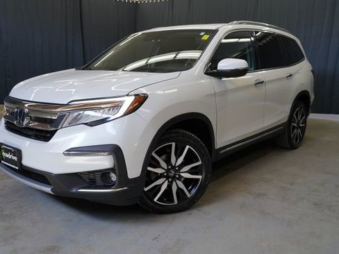 Used 2022 Honda Pilot Touring image 1