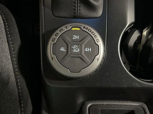 Used 2025 Ford Bronco 4-Door image 30