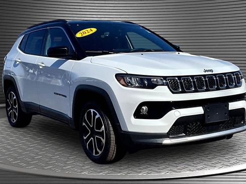 Used 2024 Jeep Compass Limited image 1