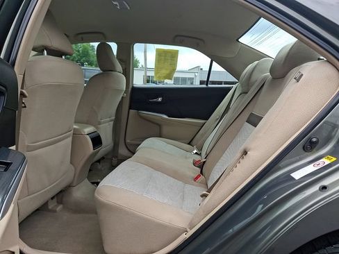 Used 2013 Toyota Camry LE FWD image 13