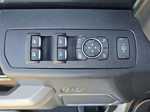 Used 2020 Ford F350 Lariat w/ Lariat Ultimate Package image 29