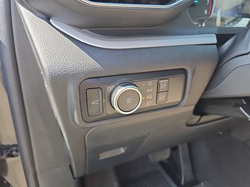Certified 2023 Ford Explorer XLT w/ Equipment Group 202A AWD/4WD image 14