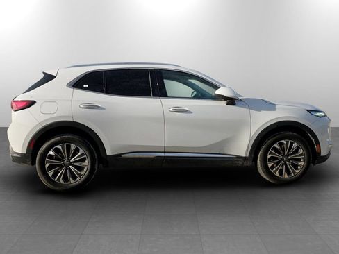 Used 2024 Buick Envision Preferred image 5