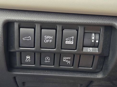 Certified 2023 Subaru Forester Limited AWD/4WD image 26