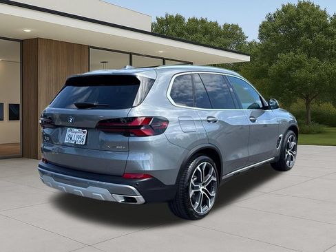 Used 2026 BMW X5 xDrive50e w/ Parking Assistance Package AWD/4WD image 8