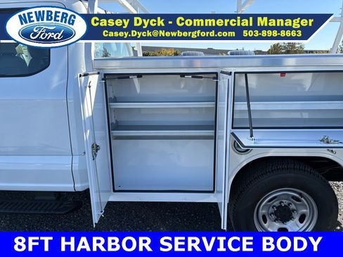 New 2025 Ford F250 XL w/ XL Chrome Package image 8