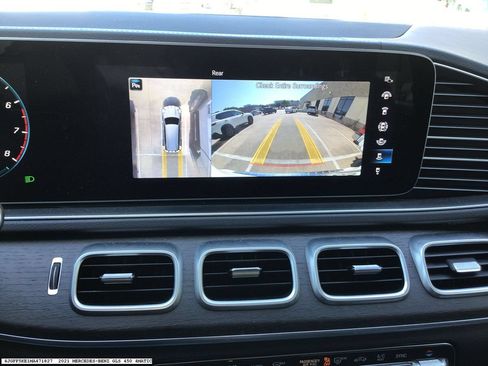 Used 2021 Mercedes-Benz GLS 450 4MATIC image 17