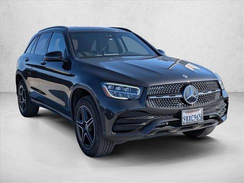 Certified 2022 Mercedes-Benz GLC 300 4MATIC image 3