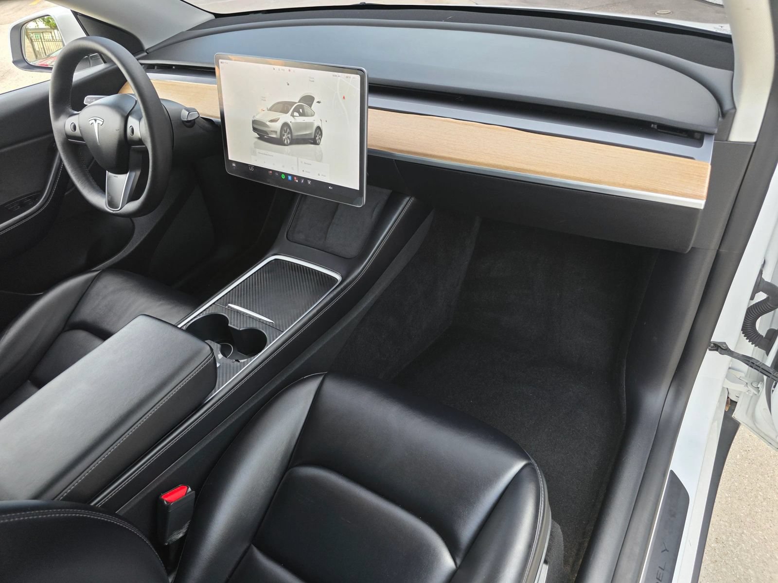 Used 2022 Tesla Model Y Long Range AWD/4WD image 22