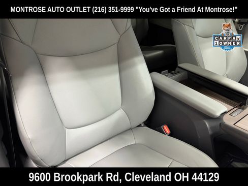 Used 2023 Toyota Sienna XLE image 48