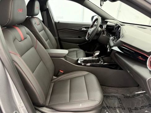 New 2026 Chevrolet Trax RS w/ Driver Confidence Package FWD image 19