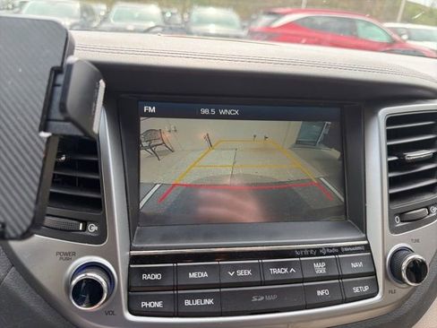 Used 2017 Hyundai Tucson SE Plus image 8