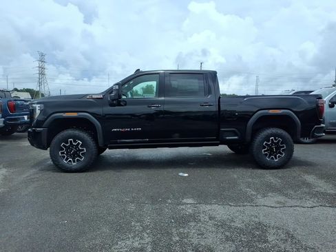 New 2026 GMC Sierra 2500 AT4X AWD/4WD image 4
