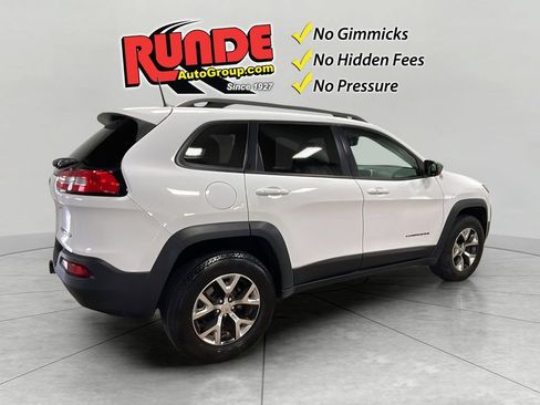 Used 2016 Jeep Cherokee Trailhawk w/ Comfort/Convenience Group AWD/4WD image 6