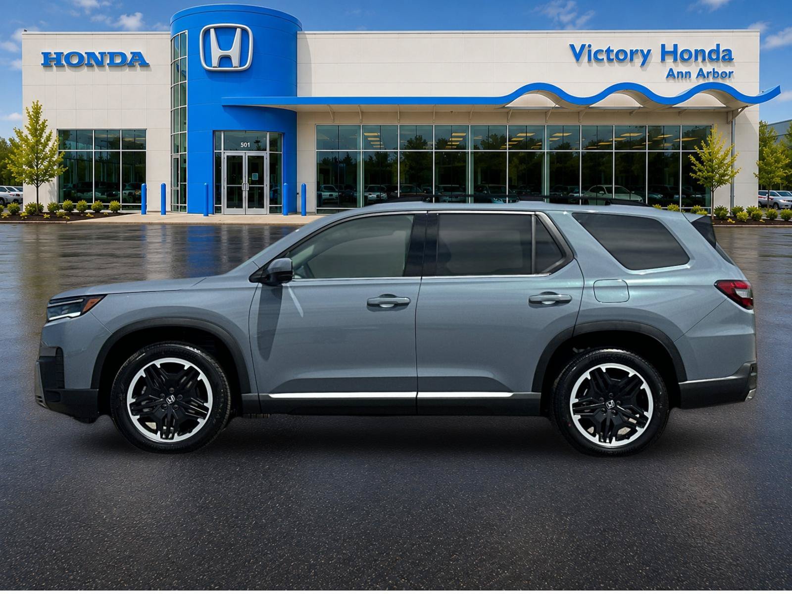 New 2026 Honda Pilot Touring image 8