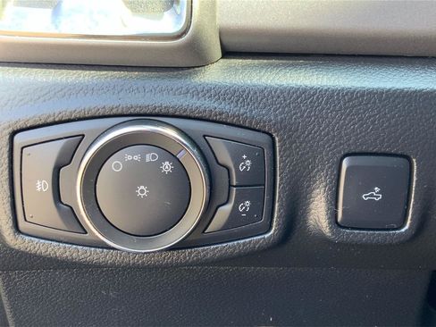 Used 2021 Ford Ranger XLT w/ Equipment Group 301A Mid AWD/4WD image 17