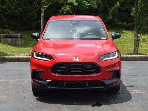 Used 2026 Honda HR-V Sport image 2