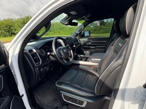 Used 2023 RAM 1500 Laramie AWD/4WD image 23