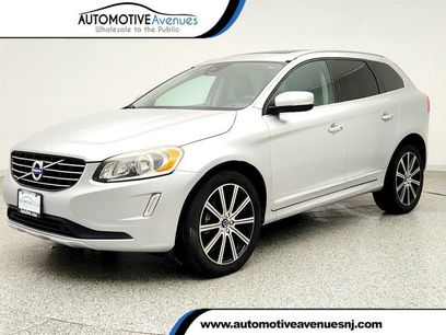 Used 2016 Volvo XC60 T6 w/ Proximity Package