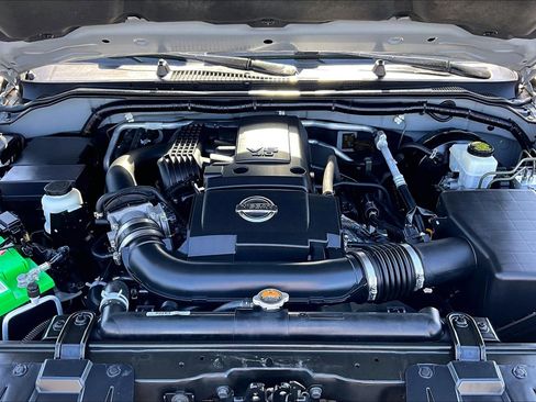Used 2019 Nissan Frontier SV RWD image 9