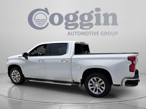 Certified 2021 Chevrolet Silverado 1500 LTZ AWD/4WD image 3