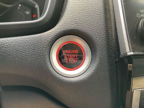 Used 2018 Honda CR-V Touring image 29