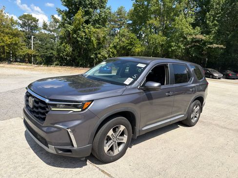 Used 2025 Honda Pilot EX-L image 5