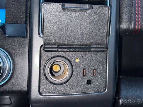 Used 2018 Ford F150 Lariat w/ Equipment Group 502A Luxury AWD/4WD image 16