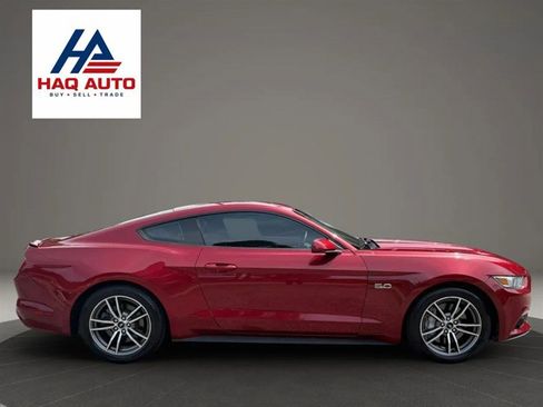 Used 2016 Ford Mustang GT RWD image 4