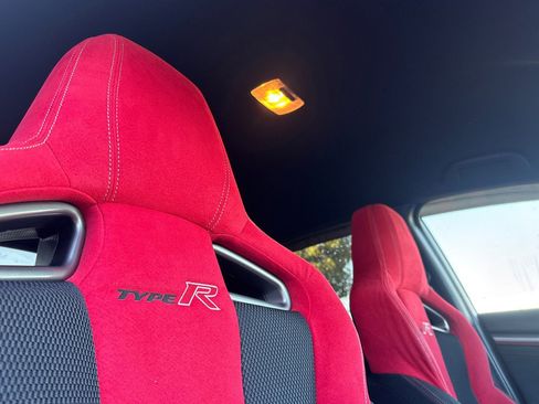 Used 2021 Honda Civic Type R image 17