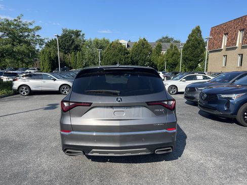 Used 2025 Acura MDX SH-AWD w/ Technology Package image 6